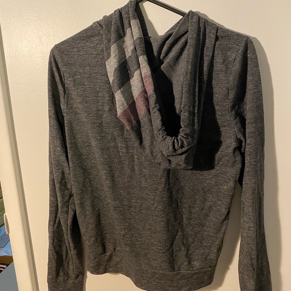 Pink Victoria’s Secret zip up size xs barely worn - Picture 2 of 2